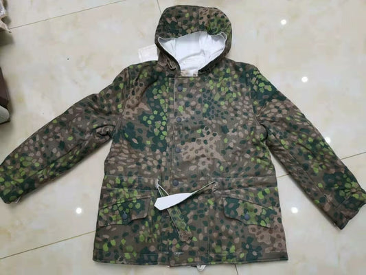 WW2- German 44 Dot Peas Camo Winter Reversible Parka